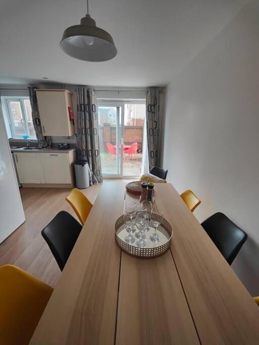 Shoreline Seaside Holiday Home Aberavon Beach Port Talbot Eksteriør billede