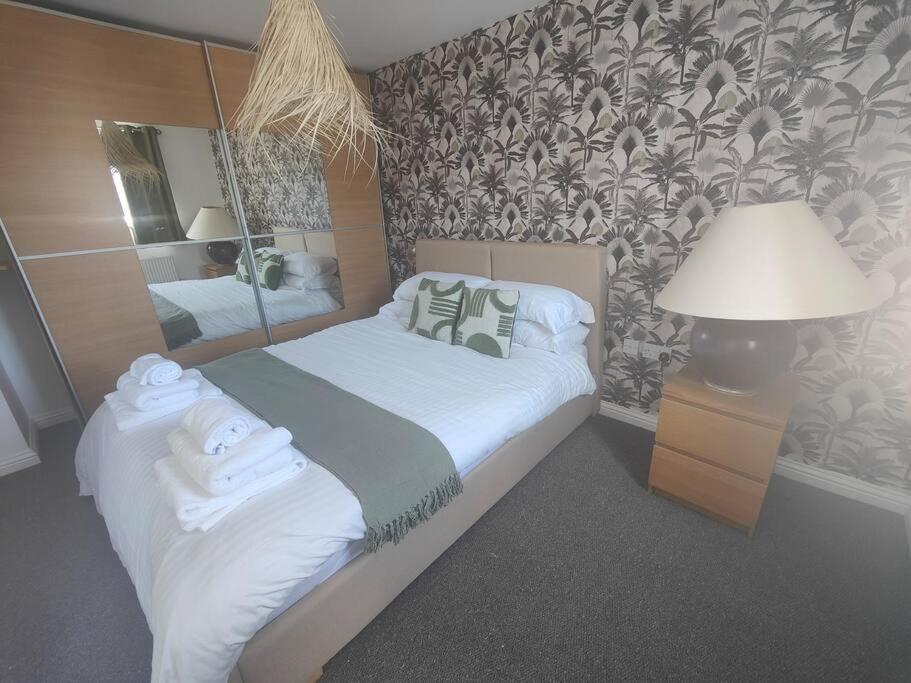 Shoreline Seaside Holiday Home Aberavon Beach Port Talbot Eksteriør billede