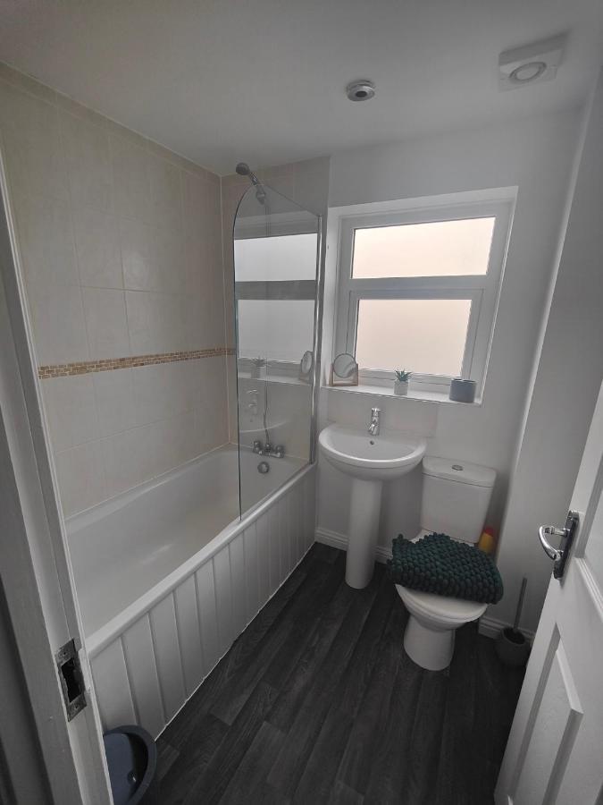 Shoreline Seaside Holiday Home Aberavon Beach Port Talbot Eksteriør billede